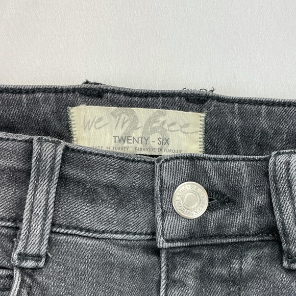 ✨Free People High Waisted Cut Off Jeans - Picture 2 of 4